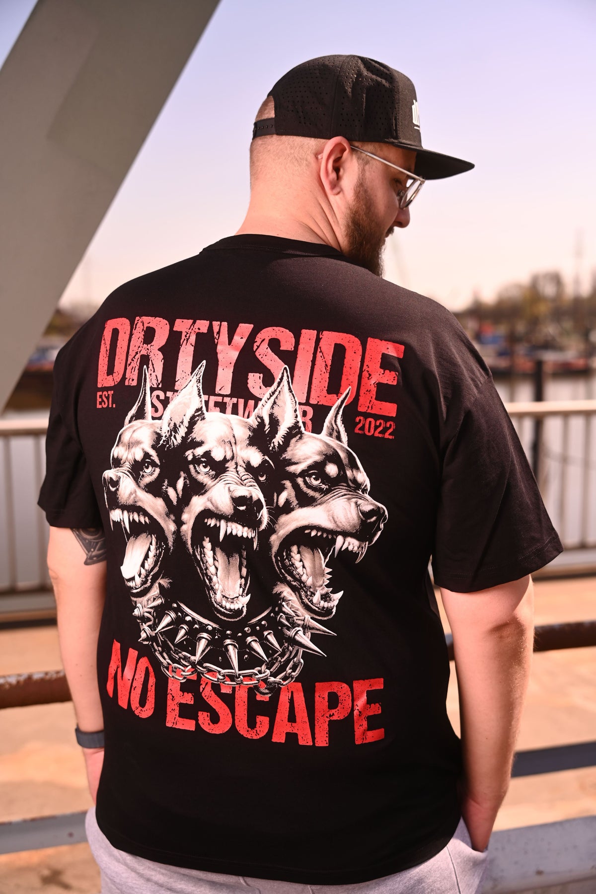 BIO BOXY TEE - NO ESCAPE