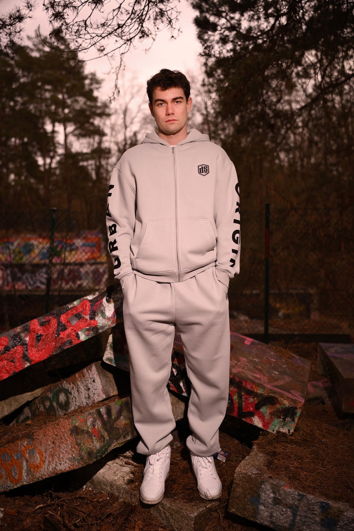 BIO OVERSIZED ZIPPER - URBAN ORIGIN