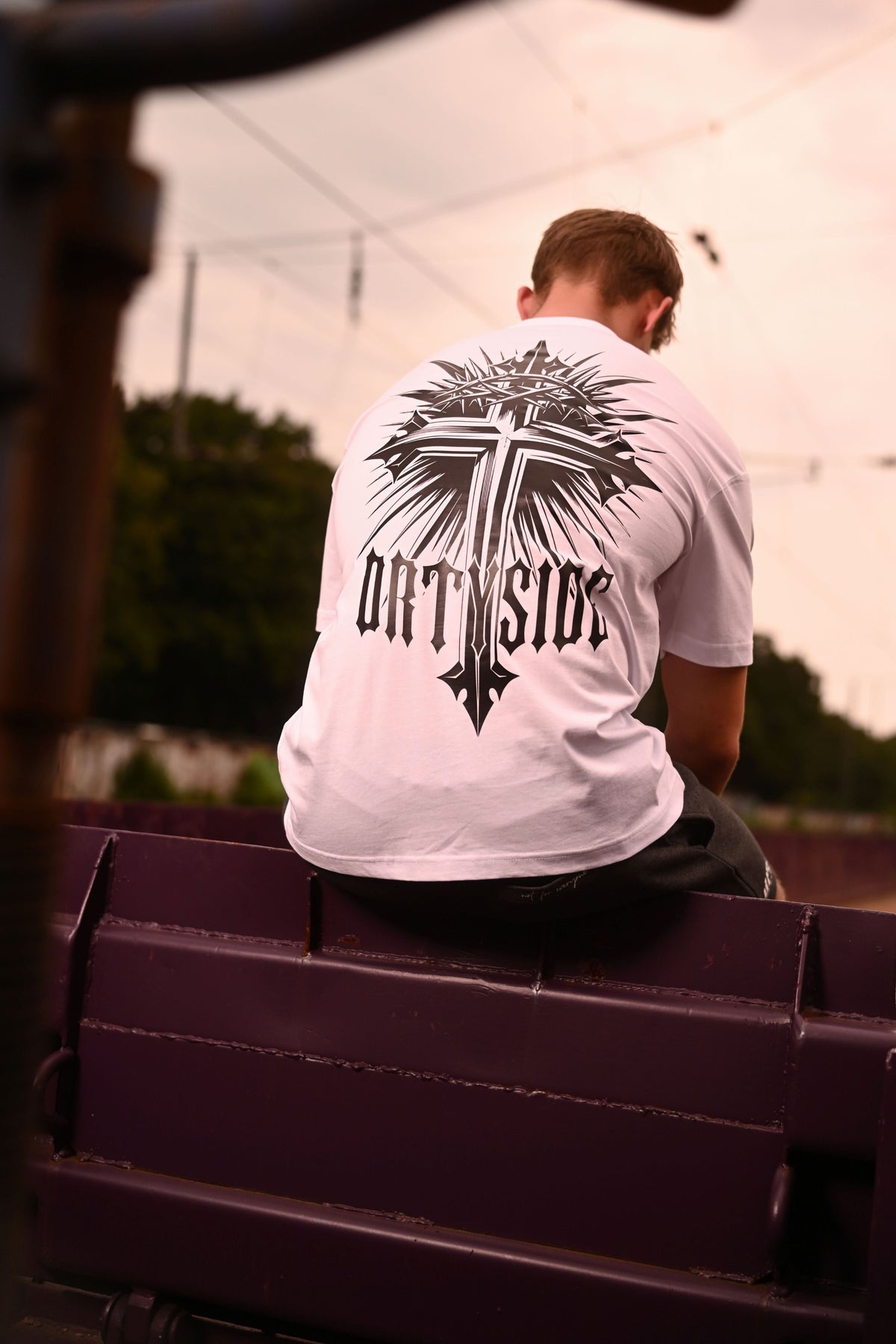 BIO BOXY TEE - THORN CROSS