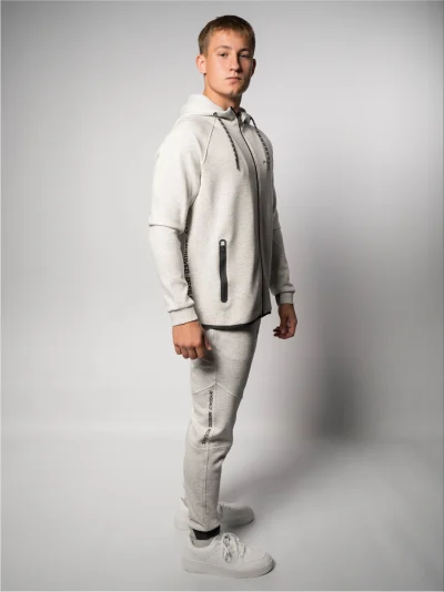 PERFORMANCE TRACKSUIT